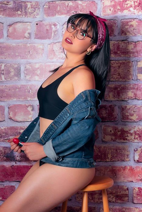 Шлюха на вызов: интимные услуги без фраз и стеснений